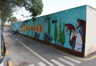 زیبا سازی دیوار باغ بانوان به همّت اداره خدمات و ایمنی شهری  (واحد زیبا سازی)