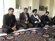 دیدار شهردار ،رئیس شورای شهر ،امام جمعه شهر و رییس بنیاد شهید شهرستان با خانواده شهدا