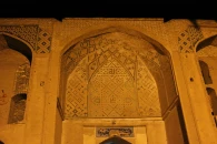 کاروانسرای عباسی گز