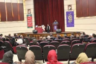 اولين نشست تخصصی زبان مادري ( زبان ، ميراث ديرين ) در اصفهان 